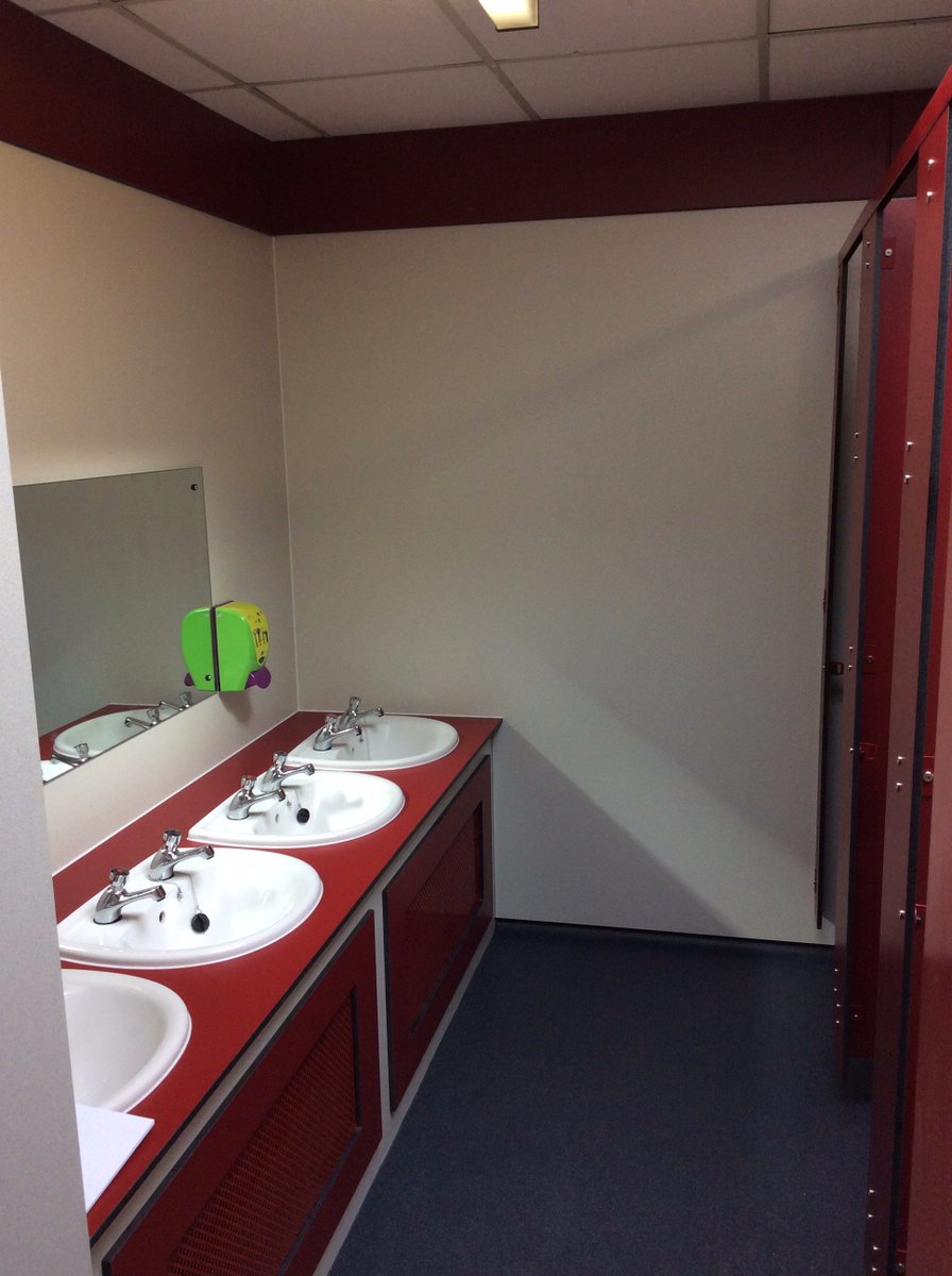 TopClassDesigns's tweet photo. We've installed a few toilet areas in our time too.#toilets #toiletcubicles #vanityunits #sinks #solidcompact Tel 01604 830335 https://t.co/wDtdPSiKFp