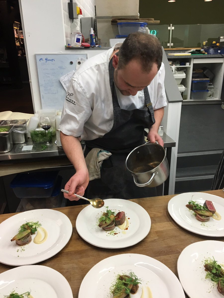 chef_Jacobw's tweet photo. Last weekends event hosted by @chefDanHatton!! https://t.co/6QON4JMyKl