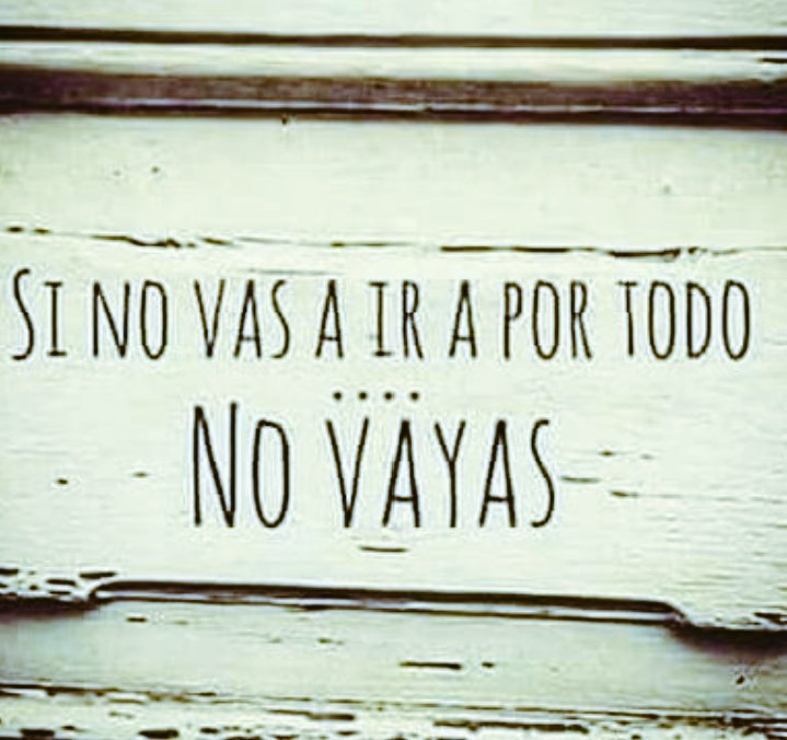 JavierBenitezG's tweet photo. #sinovasportodo #novayas #blackfriday #ánimodeviernes #tgif 😀 #stay https://t.co/Ol3YBwesB5