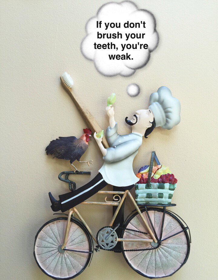 UDOBRUSH's tweet photo. Angry Chef knows best. #uDo #BambooToothbrush #Pizza https://t.co/sAQyQMOPqP