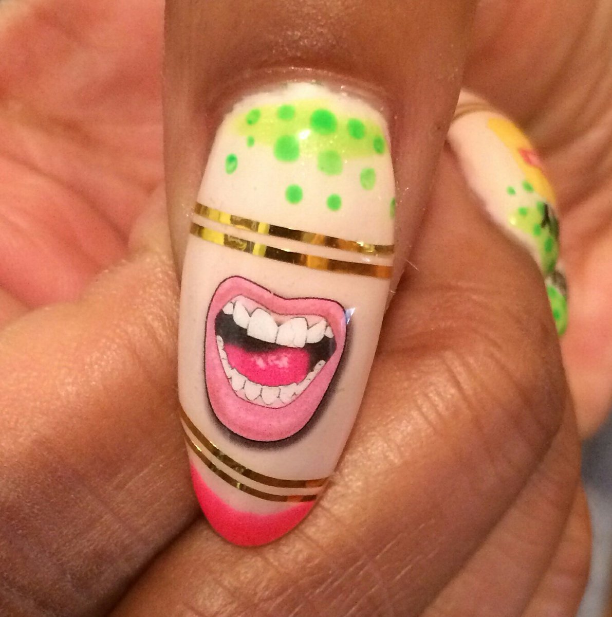 ChattyNails's tweet photo. When you realized all the pie was gone!!!!
#thanksgiving #pie #nailsmagazine #nailart #pink #green #manicure #polish #lipstick #gold #teeth https://t.co/CJB3j85pUn