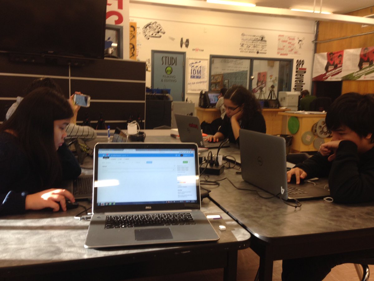updogproduction's tweet photo. Working on developing our freedcamp while the others hone their skills for our upcoming animation! #workshop #sislerIDMFutures https://t.co/o1uG8Wq8ci