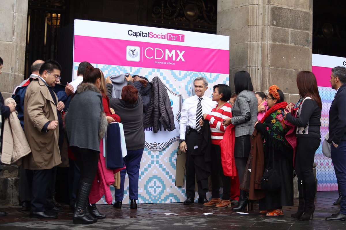 En un esfuerzo conjunto con la sociedad civil a través de #SinFríoCDMX se donará ropa en buen estado a personas en situación de calle #mm