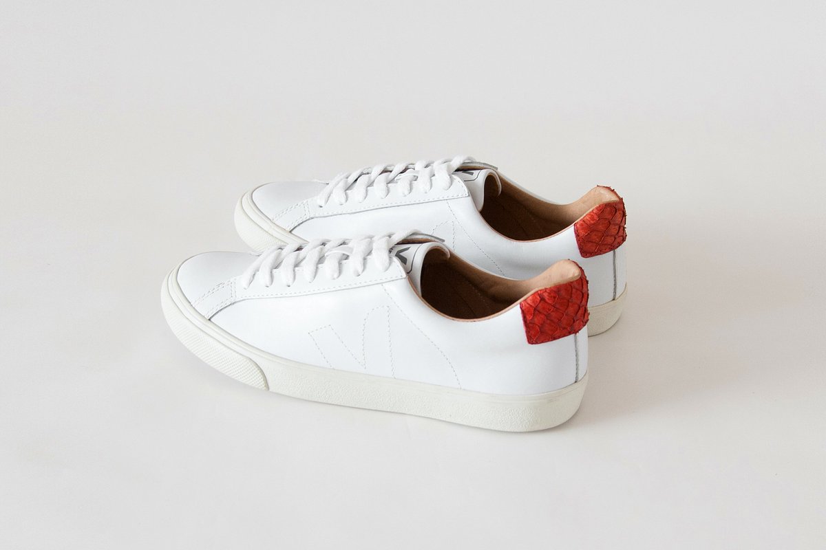 VEJA on Twitter: "Our Esplar White Tilapia Carmin are made out of leather,  fish leather and wild rubber from the Amazonian forest. #veja #tilapia  #fishleather https://t.co/F3QMW8rtqW" / Twitter