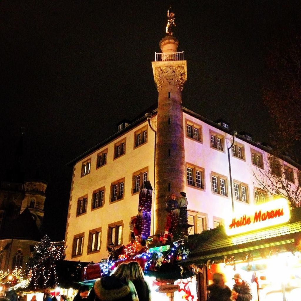 Creativelena's tweet photo. Der @stuttgarterweihnachtsmarkt ist in vollem Gange .. ✨🎉✨ #EnjoyStuttgart #GermanyTourism #Genussreisetipps #Stutt… https://t.co/3nH1obRzHy