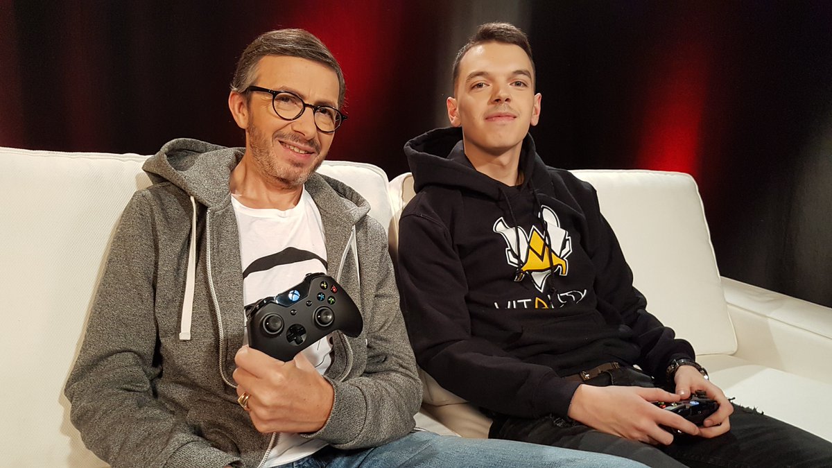 Bientôt sur <a href="/lequipe/">L'Équipe</a> les tutos #FIFA17 de @Vitality_Nino, champion de l'#EFootballLeague !