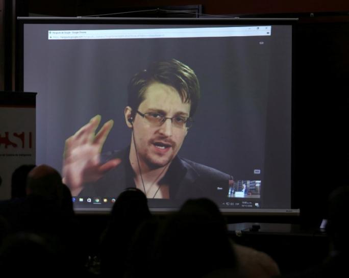 Reuters's tweet image. Norway's supreme court rejects Edward Snowden extradition lawsuit reut.rs/2fwfsQe