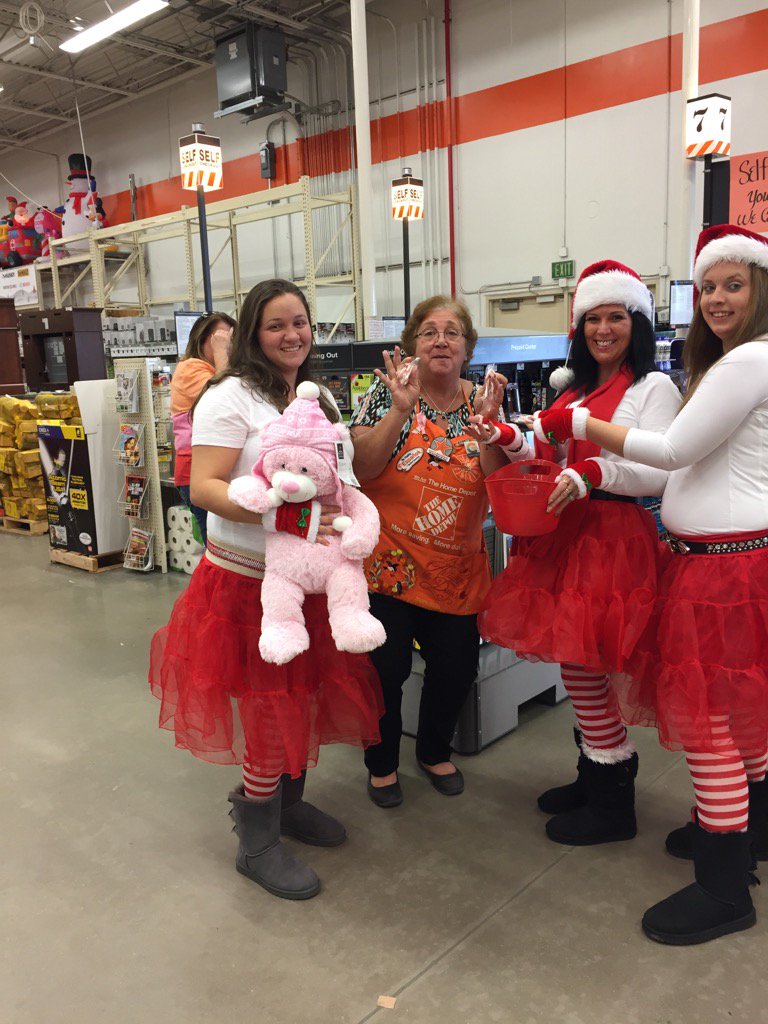 Gerri joining Palatka santa helpers
