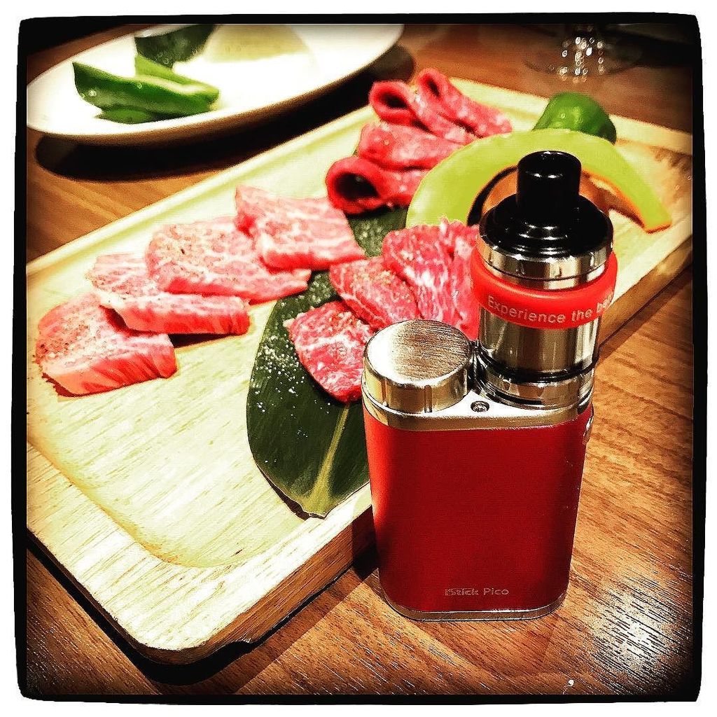 vape_foggy's tweet photo. Beef &amp; Vape

電子タバコ #vape #電タバ #vaping #vapelife #電子タバコ専門店 #ベイプ #ecig #ud #goblinmini #elea… https://t.co/jd9HfOhNDT https://t.co/LImIQzKPoz