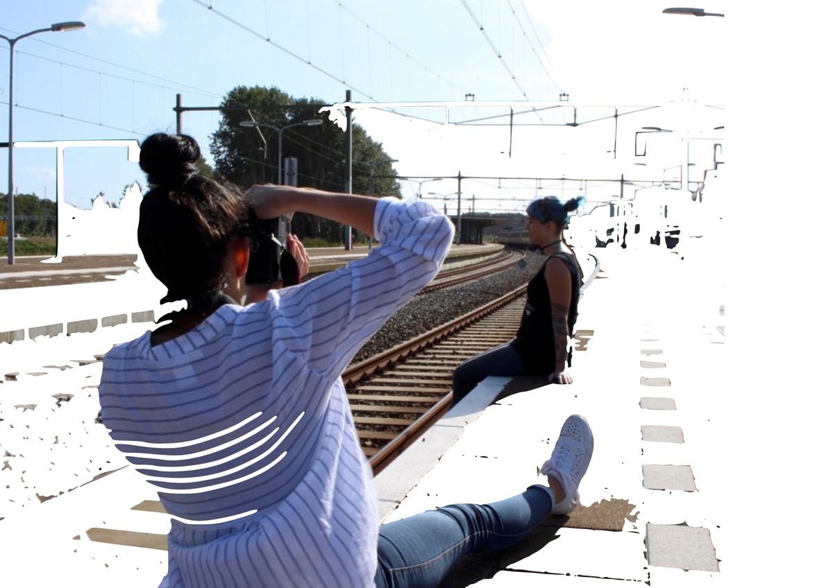 Zo jong en nu al depressief? Stel je niet zo aan!
Een fotoproject over depressies bij jongeren. 
buff.ly/2feoCFH