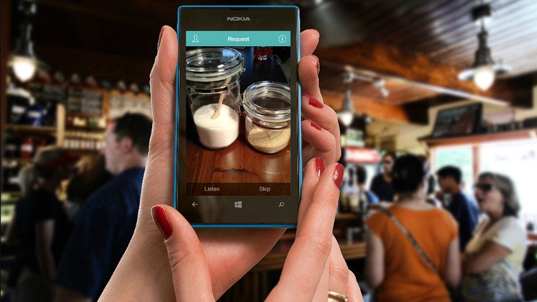 CNNAfrica's tweet photo. A new South African app lets volunteers lend their eyes to the blind in a few clicks: https://t.co/7vKGEntThi cc: @BeSpecular https://t.co/Yasw0VmC7J