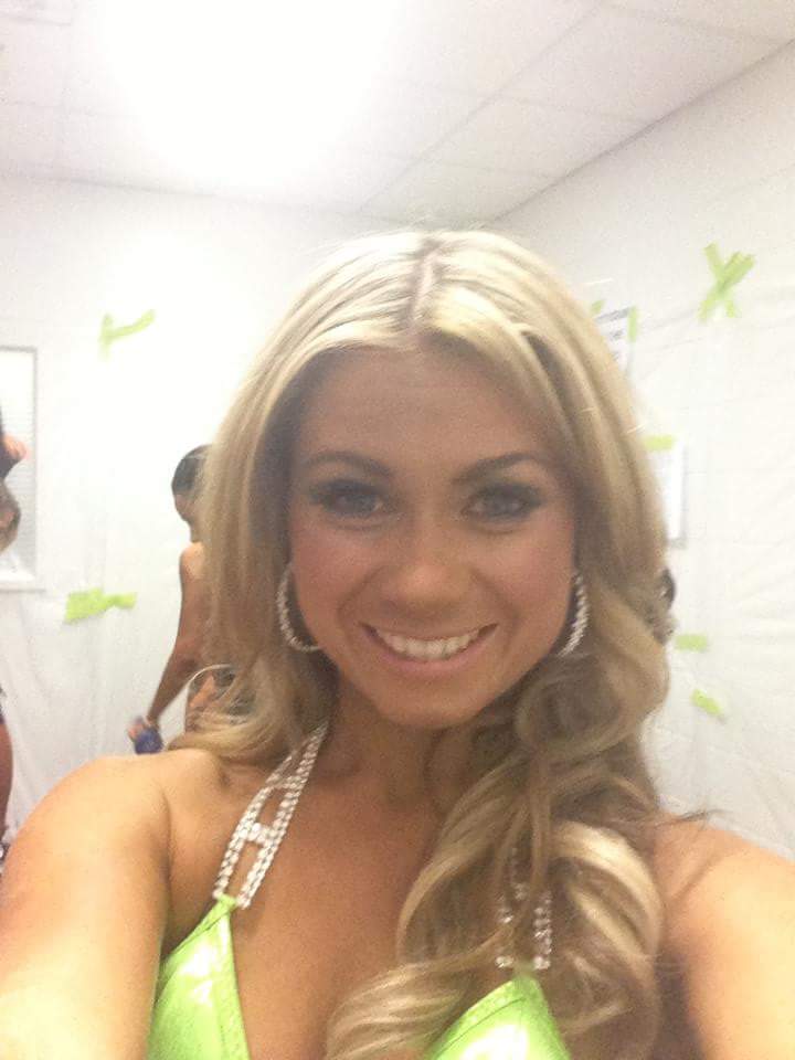 Kelly_Roze's tweet photo. Behind a smile, lies a thousand thoughts and feelings. https://t.co/eiA4d4oTzl