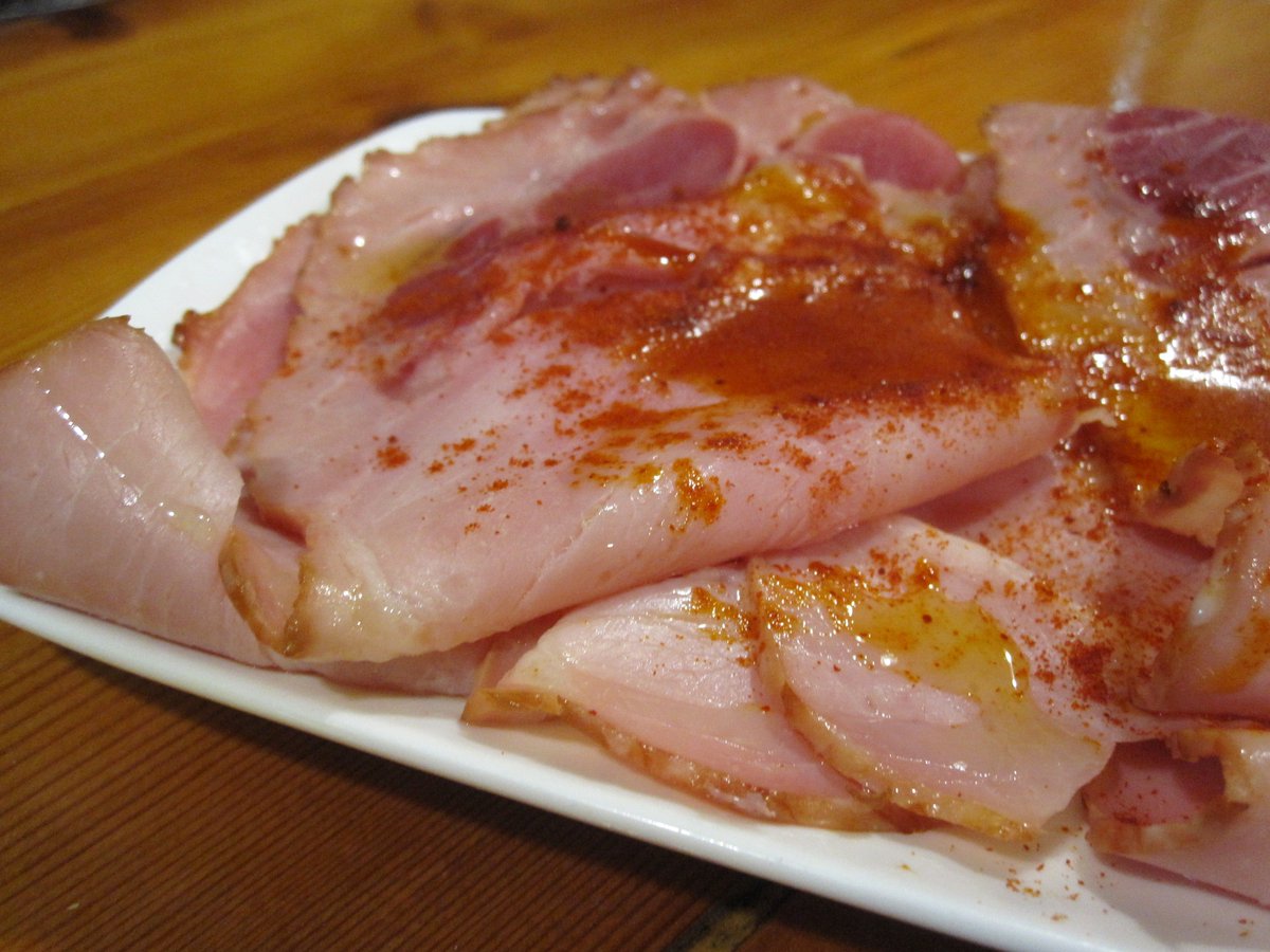 L a c o n #comalalolaenlloc #lolastyle #lacon #canyatapa #canya #menjabo #aixisi #bcn #bar #barcelona #raval #ravalejant #valldonzella52