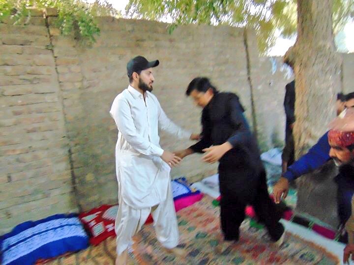 PppJiyala's tweet photo. @ChairmanMatiari @MakhdoomFZaman condoled wth LakhanoMallah on demise of WaliMohammad in BhitshahTown
#MakhdoomOfHala #Chairman #WthPpl https://t.co/Lk65okRAF5