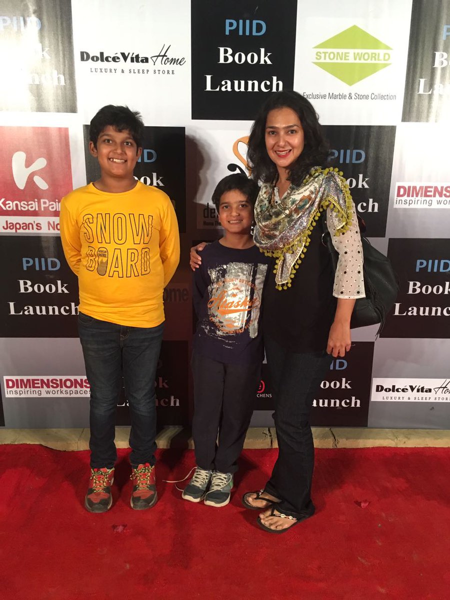 starlinkspr's tweet photo. #SumehaKhalid #spotted at #booklaunch of #MariaAslam's book #InteriorDesignofPakistan1 #IDOP #STARLINKSPR https://t.co/30Y2C6U3It