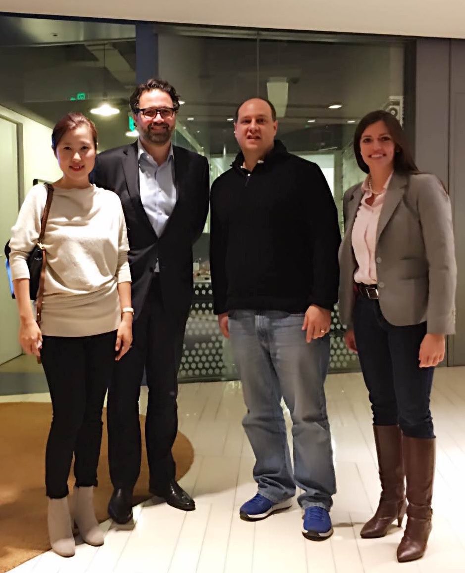 EricLSchmidt1's tweet photo. Met with CEO/Founder @mikkelsvane and CoS @_KristenDurham_ of @Zendesk tonight. Great conversation discussing #SaaS growth in #APAC! https://t.co/D4BfdIlYdp