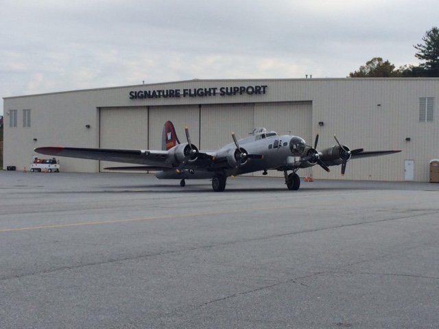 Signature Aviation tweet media