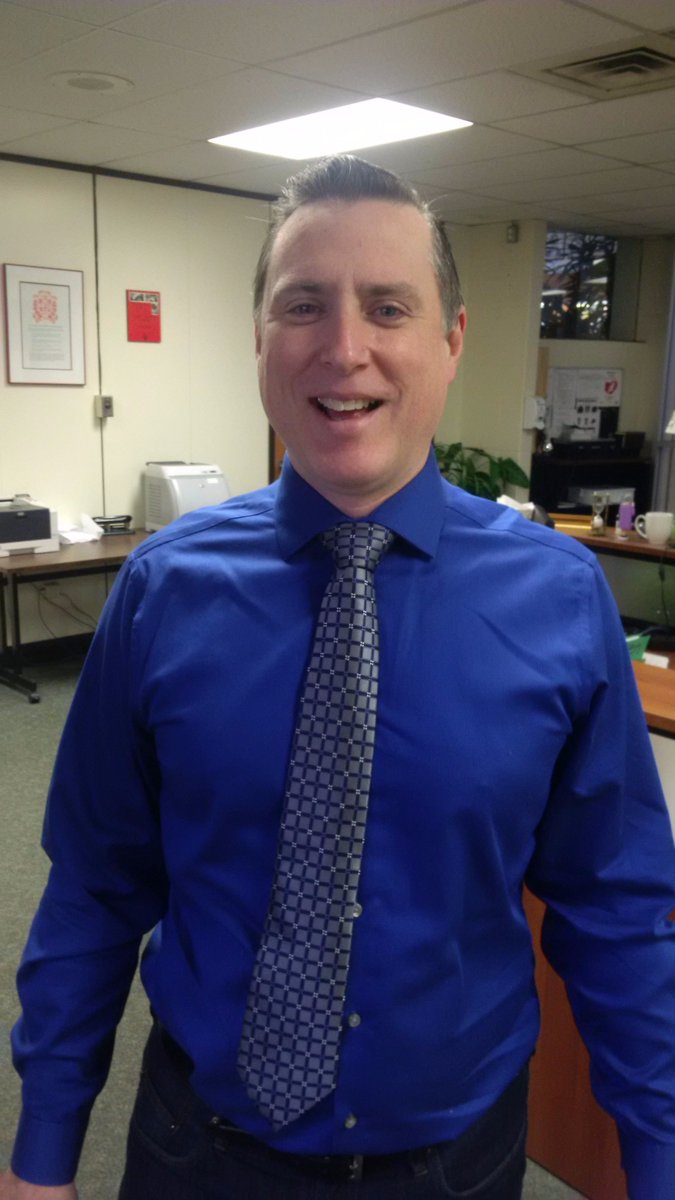 Ms__Newcombe's tweet photo. Mr. Muhic-Day remembered his tie for the PD Day. #alwaysaprofessional
@LBPHighSchool https://t.co/OyDkI69tLG