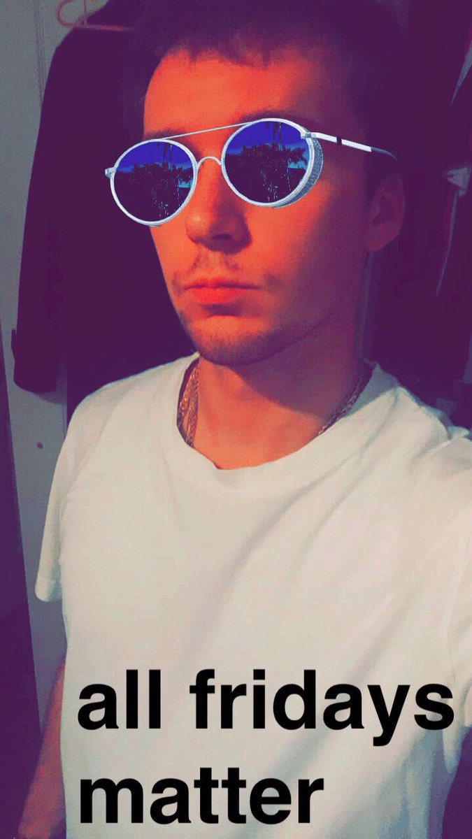 TheRealSnapKing's tweet photo. #BlackFriday #Snapchat https://t.co/72YcJ95oT0