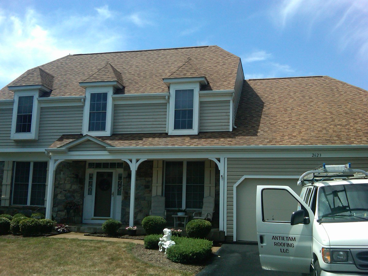 KegleyJesse's tweet photo. #Roofing problem So Why Wait?? Call Us Now and Get Rid of Your #Roof Infestations  (240) 818-3200 https://t.co/QBGiiNpiII https://t.co/0SZjZIvWEK