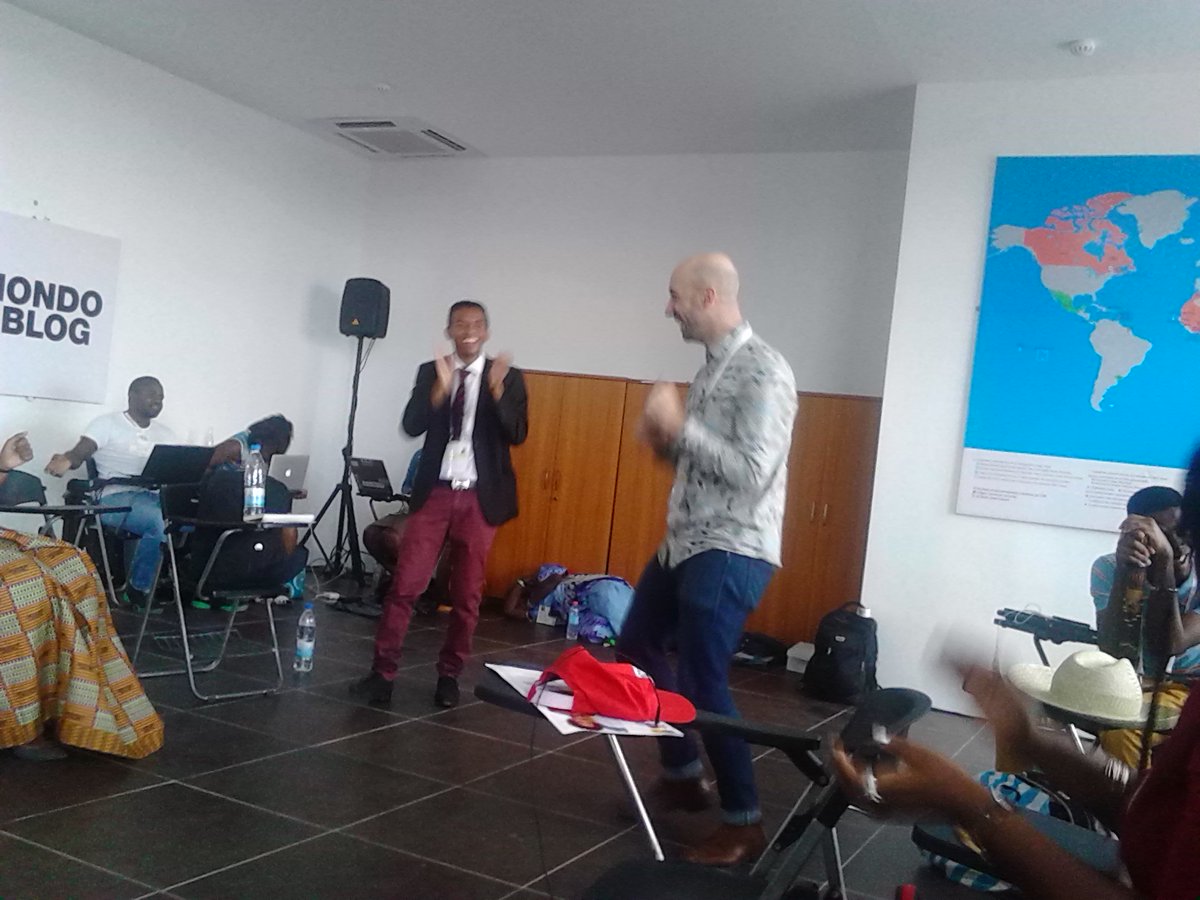 AnaniAgboh's tweet photo. @cuisineanxious danse Gwetta de @ToofanOfficiel aux #Mondotana Awards. #SommetMada16 #Tana2016 #Mondoblog https://t.co/4fx7GjMR29