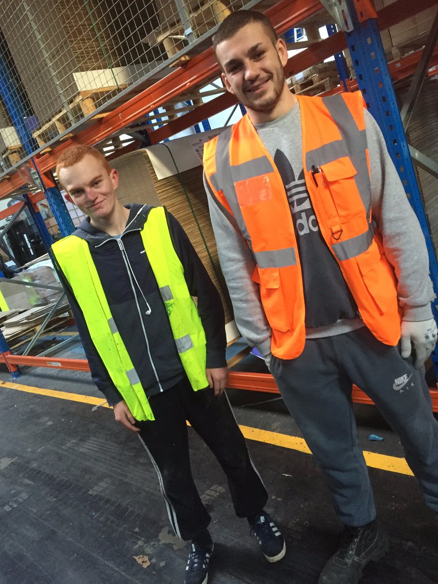 EmployabilityNE's tweet photo. #ChristmasHasComeEarly for Ryan &amp; Nathan! Their first jobs! #WeveDoneItAgain #youthemployment @BillMarleyNE @LeanneLECC @LassySD https://t.co/zbzwZVUDfk