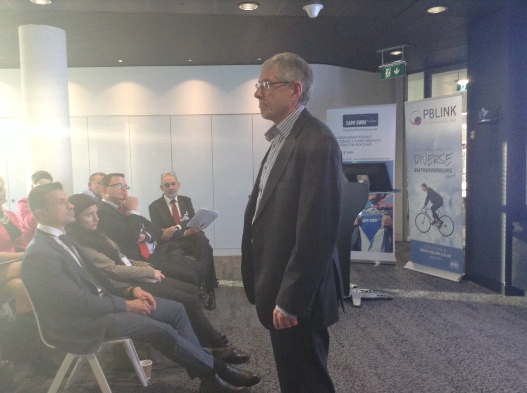 pb_link's tweet photo. @ColinMcKeand 'Start a chat about something else than business, to find common ground and build the relationship from there'. #BizForumPL https://t.co/1vcKh2jzJT
