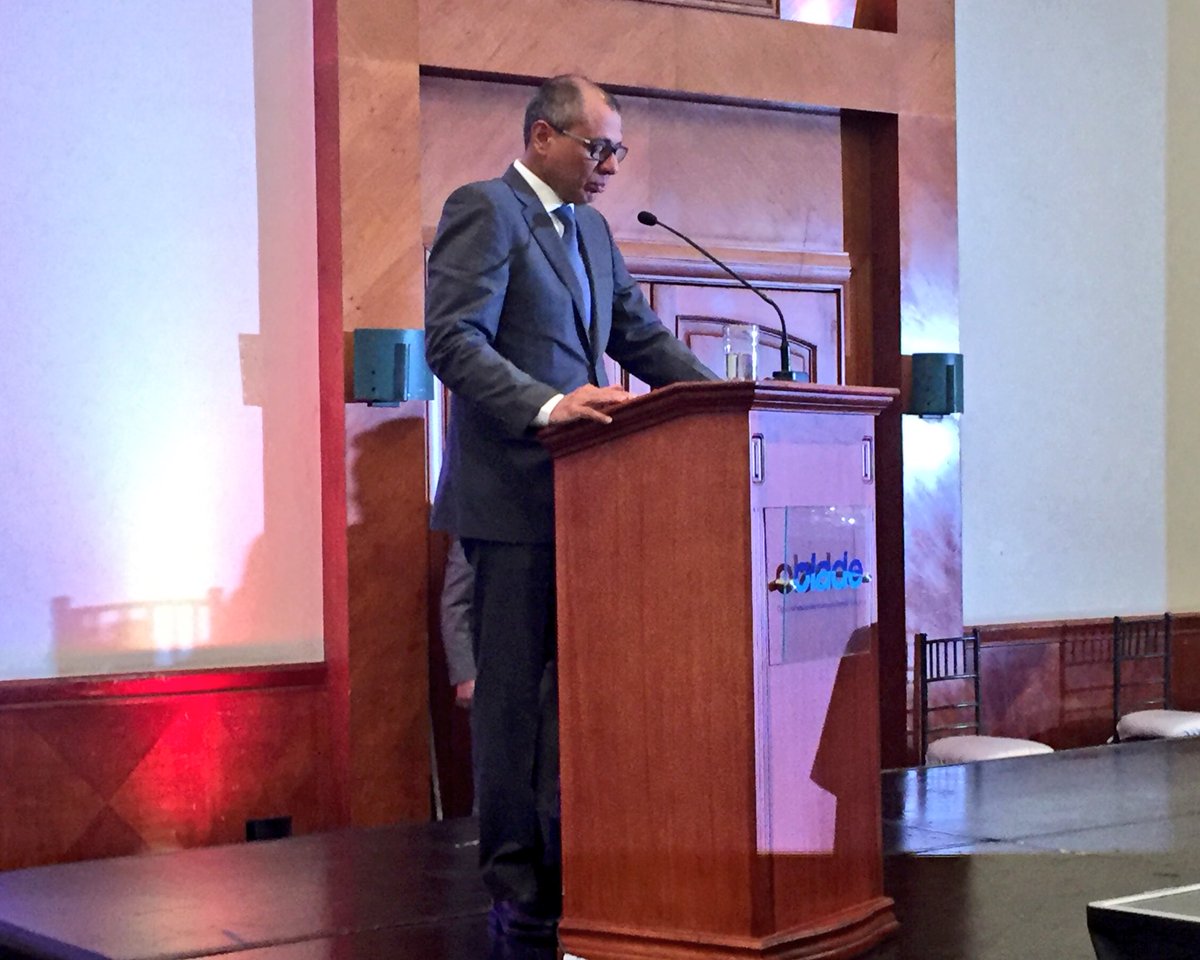 Vice_Ec's tweet photo. Interviene el Vicepresidente @JorgeGlas en la Reunión de Ministros de Energía @OLADEORG #NosUneLaEnergía https://t.co/caamunHFqs