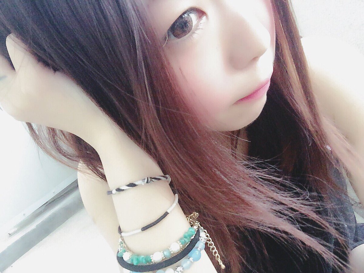 yuuuchan042's tweet photo. 久々のタグ~
こっちの垢でわしてないけどฅ*•ω•*ฅ
過去写メあり

#美男美女と繋がりたい
#ピアス好きな人と繋がりたい
#ボカロ好きな人RT 
#1mmでもいいなと思ったらRT
#RTした人全員フォローする

お友達増えるといーな꜀(.௰. ꜆)꜄ https://t.co/8l2GKHxWMx