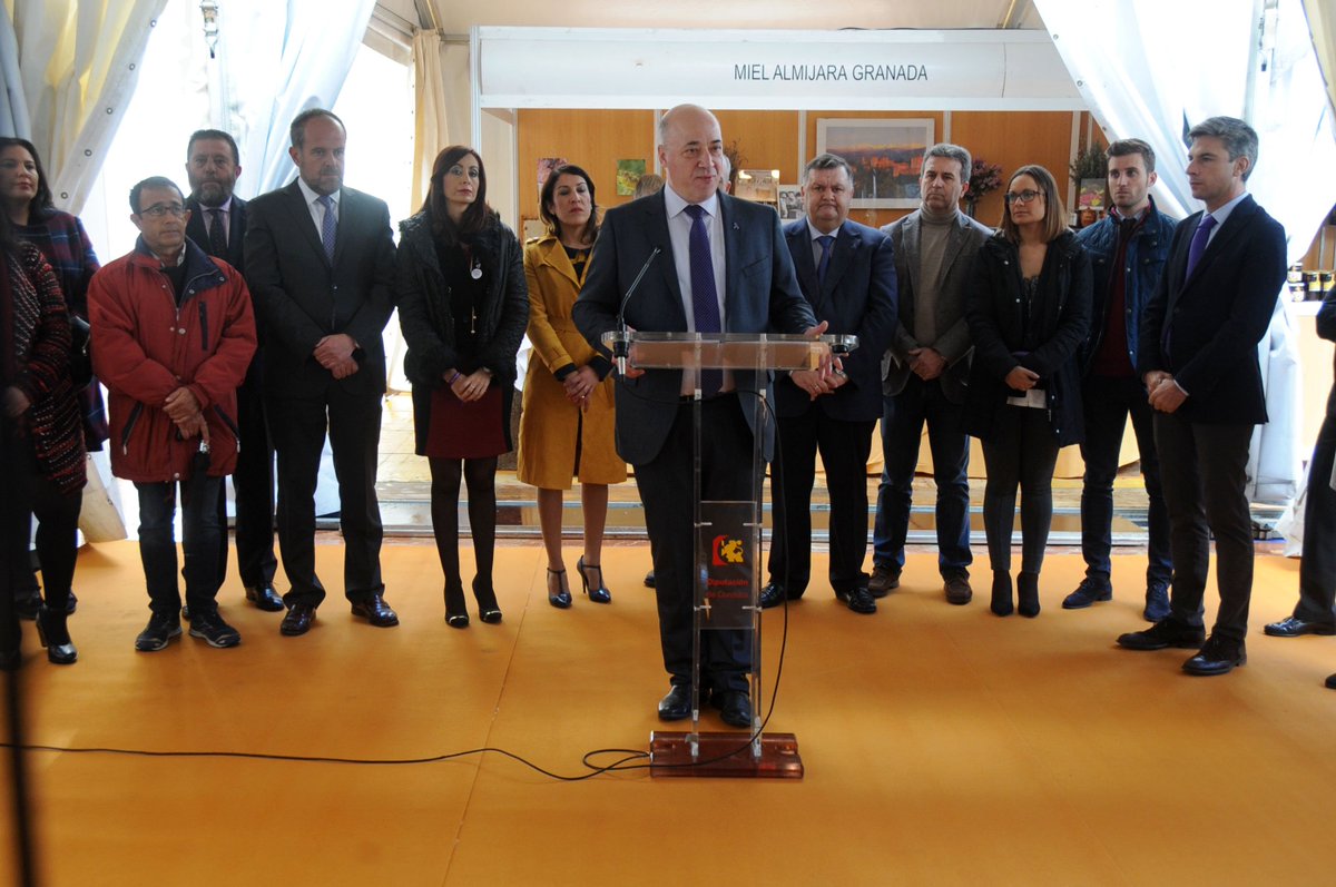 dipucordoba's tweet photo. #Expomiel16 inaugura su 21ª edición poniendo el acento en la diferenciación y el correcto etiquetado de los envases. https://t.co/5fbMlQqEw0 https://t.co/1WFyJZmedw
