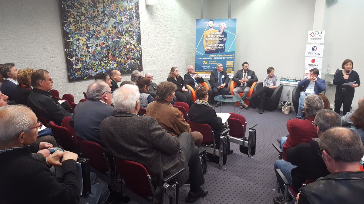 ToulEcoTarn's tweet photo. Très belle affluence à Castres pour l'étape tarnaise de #quinzainedelatransmission avec @Madeeli_ @CCI_du_Tarn #cmatarn et #mcef ! https://t.co/sUXZdT5Oz0