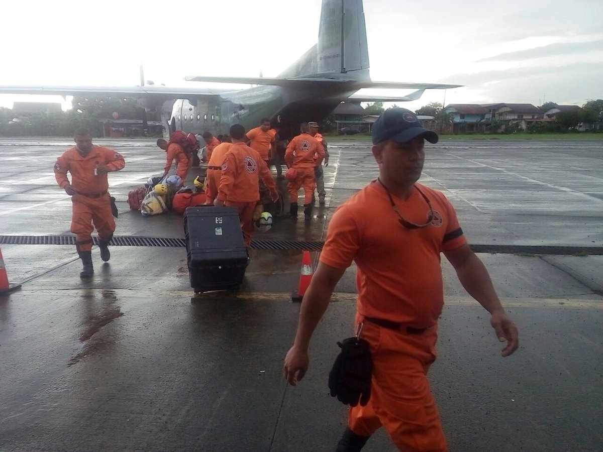 Nuestros rescatistas listos! para prestar ayudar a los hermanos de Costa Rica y Nicaragua. #HuracánOtto #FTCAyuda