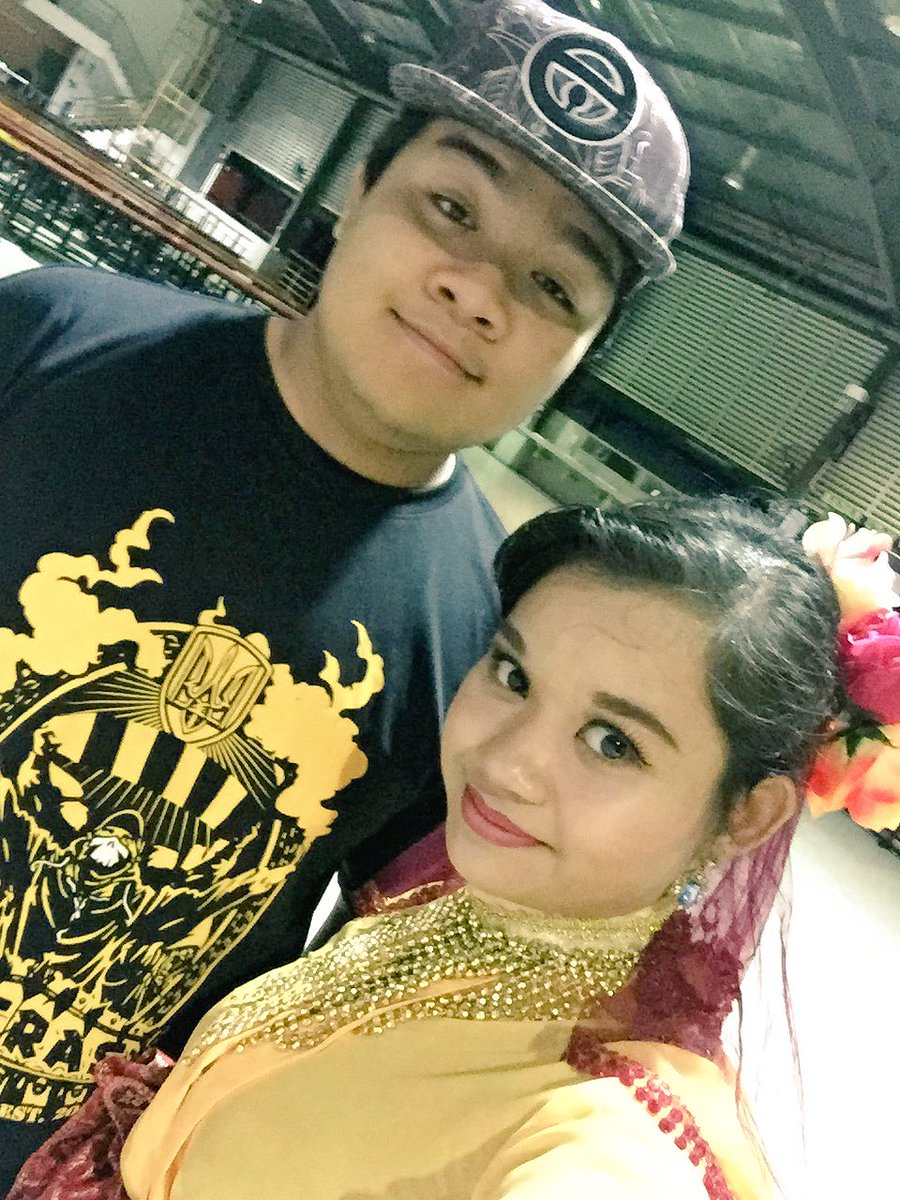 RiNini22's tweet photo. Thanks dtg 💕 #FTKDAY #zapinbahari #dondangsayangmambo #selamatdatang #openingdance #favboysss https://t.co/mn0tVWV8Ye