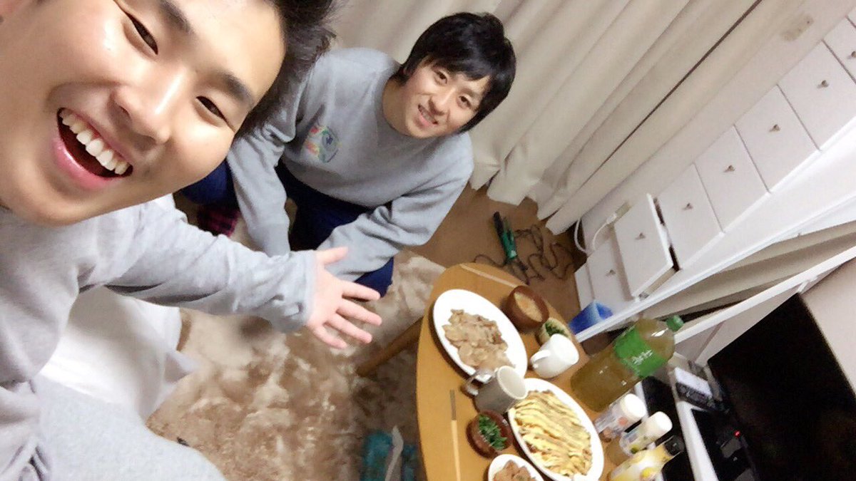 2430Rt's tweet photo. 先週遊んだ写��さっき送られてきた👎
松本いって飯食って色んなとこで風呂入って呑み行って、充実しすぎた先週の3日間
あいかわらず最高でした😤 https://t.co/i9OR9UKaRq