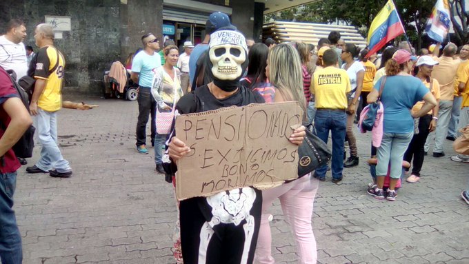 Ver imagen en Twitter Ver imagen en Twitter