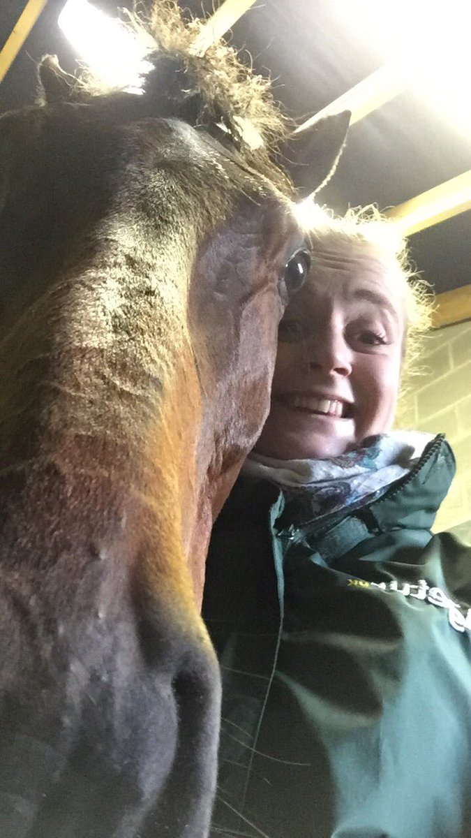 Shulton_Fay's tweet image. Whayy go on Donald! Well worth trip winner and turn out!!! Good day!!! Massive well done Jamie Bargary #deputycommander 🎉🎉🎉