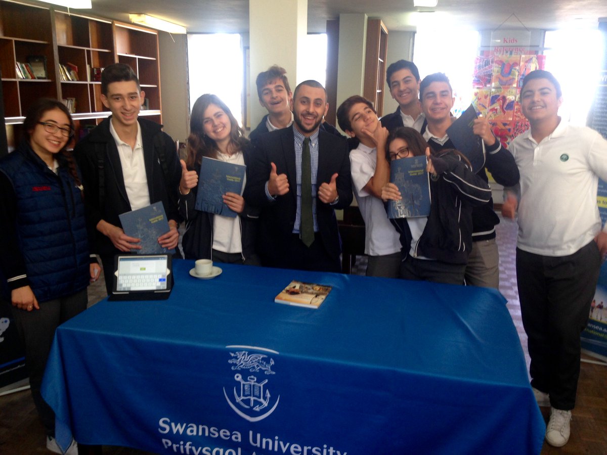 swanseaIDO's tweet photo. @MohammedHadia1 has been in Lebanon, lots of excitement about studying at @SwanseaUni! #StudyWales #SwanseaUni #WeAreInternational https://t.co/jxgC8MvoO1