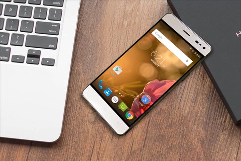 vkworld_es's tweet photo. Ventas Flash Balck Friday de #Vkworld #G1 Oferta aquí por 98 euros:https://t.co/St2c4EhhsB https://t.co/PbFk2dlT3z