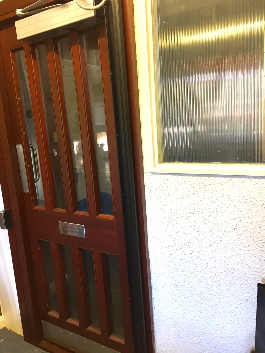 CFD_LTD's tweet image. Controls for Doors Ltd - Black #FingerProtector #ChildSafety don&apos;t put young fingers at risk  controlsfordoors.com/products/door-…