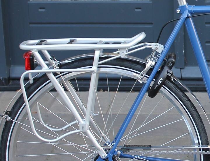 No #blackfriday but #blue #friday at #Cumabikes! Latest #bycicle #petrol #style #citybike #design #retro #vintage #bike #ride