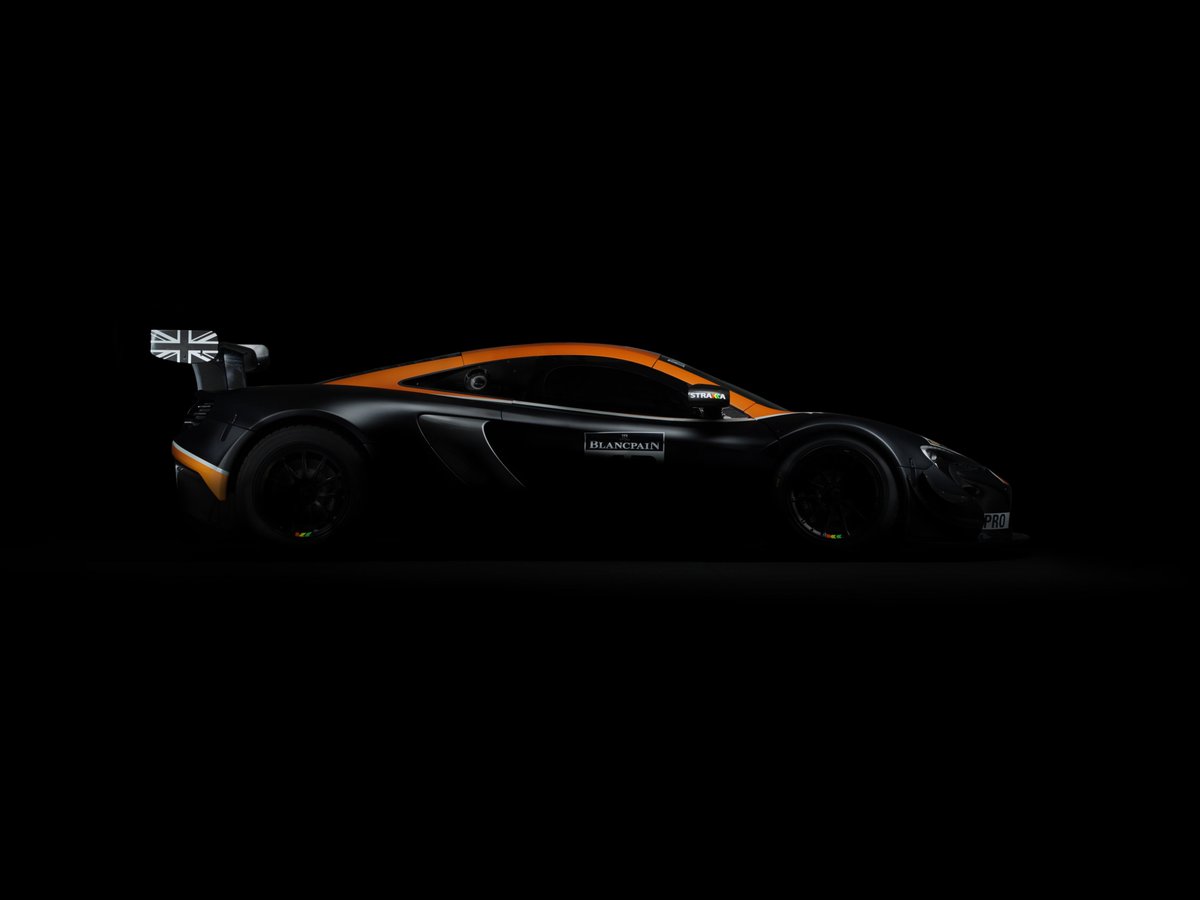 StrakkaRacing's tweet photo. After seeing @BBC_TopGear 'gallery' of #blackfriday cars we think we can do better, much better! What do you guys think?? https://t.co/xkhYoYSByv