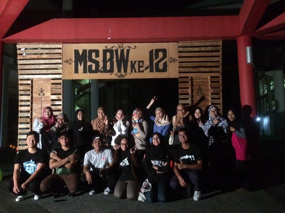 aininaneng's tweet photo. Congrates #BRC johan drama &amp; theater in #msbw12 https://t.co/wq9NwqLQ6A