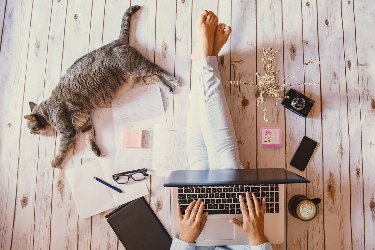 Tüm haftanın yorgunluğunu üzerinden atacağın, kendinle başbaşa kalarak dinleneceğin sakin bir hafta sonuna çok az kaldı! 😍