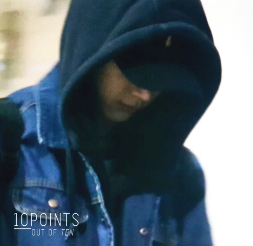 10points_TEN's tweet photo. คิดถึง เป็นห่วง และยังรอเสมอ 🙂 https://t.co/xW9we1iv2f