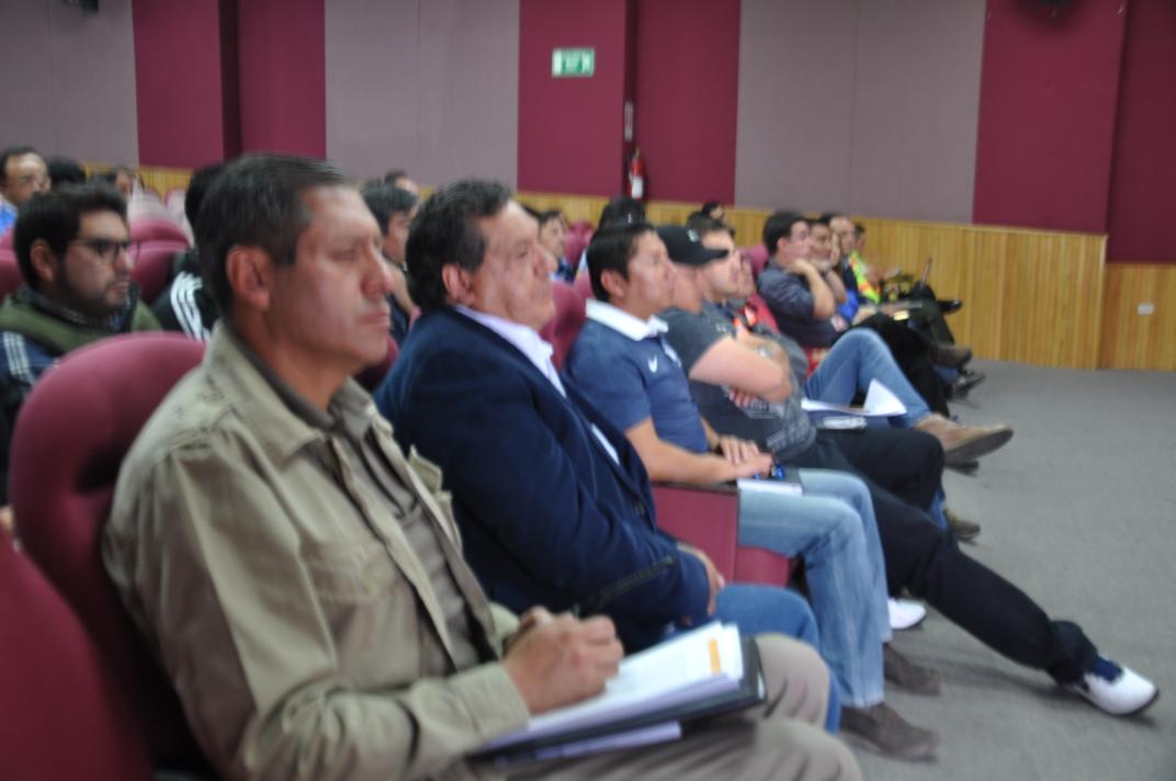 Riesgos_Ec's tweet photo. Intervenciones previas a iniciar #SimulaciónCotopaxi en #Latacunga, por #VolcánCotopaxi | @Gober_Cotopaxi @susana_du @Seguridad_Ec https://t.co/meyYQ6hTrH