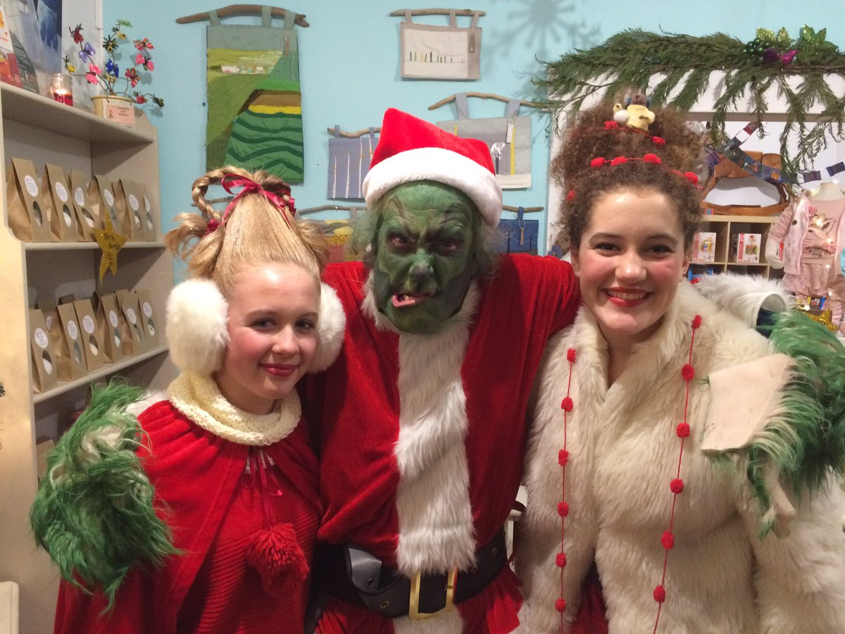 SWylde7's tweet photo. Happy Cindy Lou Who #starlight2016 #DrSeuss https://t.co/QCO86t06Hb