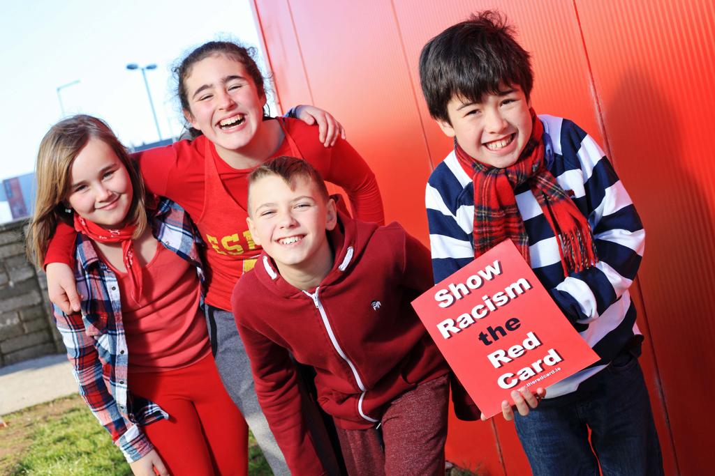 TheRedCard's tweet photo. Jeff the Ref meeting pupils for #wrd16 @EducateTogether Midleton https://t.co/MnW5YCd9Ix