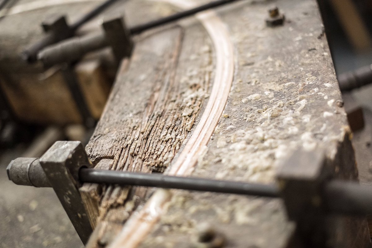 #FridayFact - We've formed the rear wheel arches of our ash frames using the same solid oak press for almost 80 years 🇬🇧