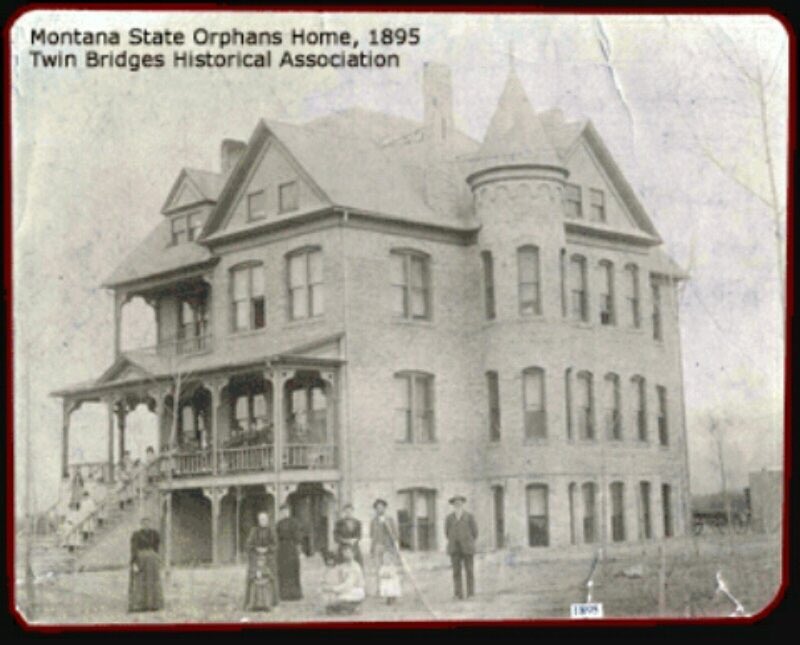 Zak_Bagans's tweet photo. TOMORROW we investigate TWIN BRIDGES ORPHANAGE a very emotional yet amazing evidence-driven episode of #GhostAdventures DONT MISS THIS ONE https://t.co/Rj4KG8R2Dl