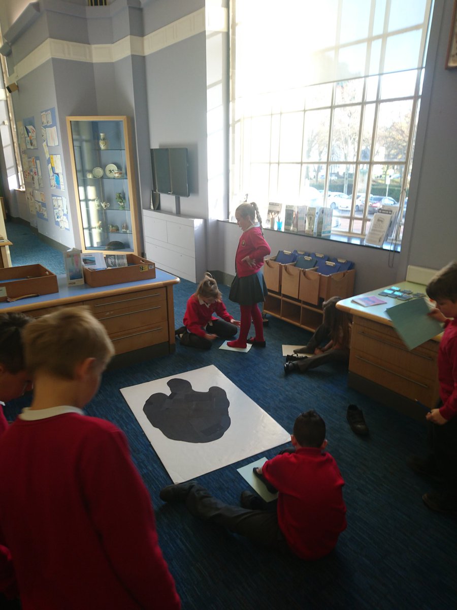Coedevaprimary's tweet photo. A busy day for Year 5 at Cardiff Museum. Paleontologists for the day. Thank you @MuseumCdf_Learn #CEPY5 #5DL https://t.co/4ZYwVK4GkU